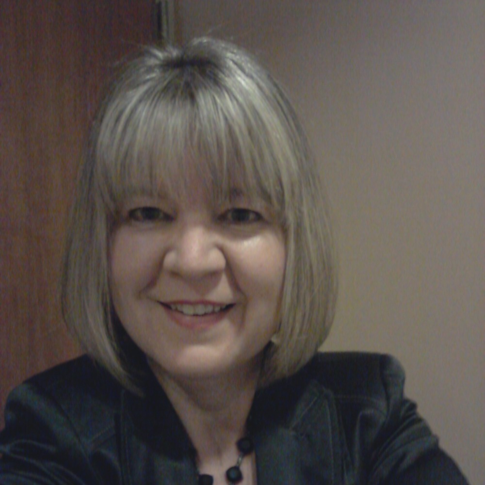 Meet your Posher, Claire